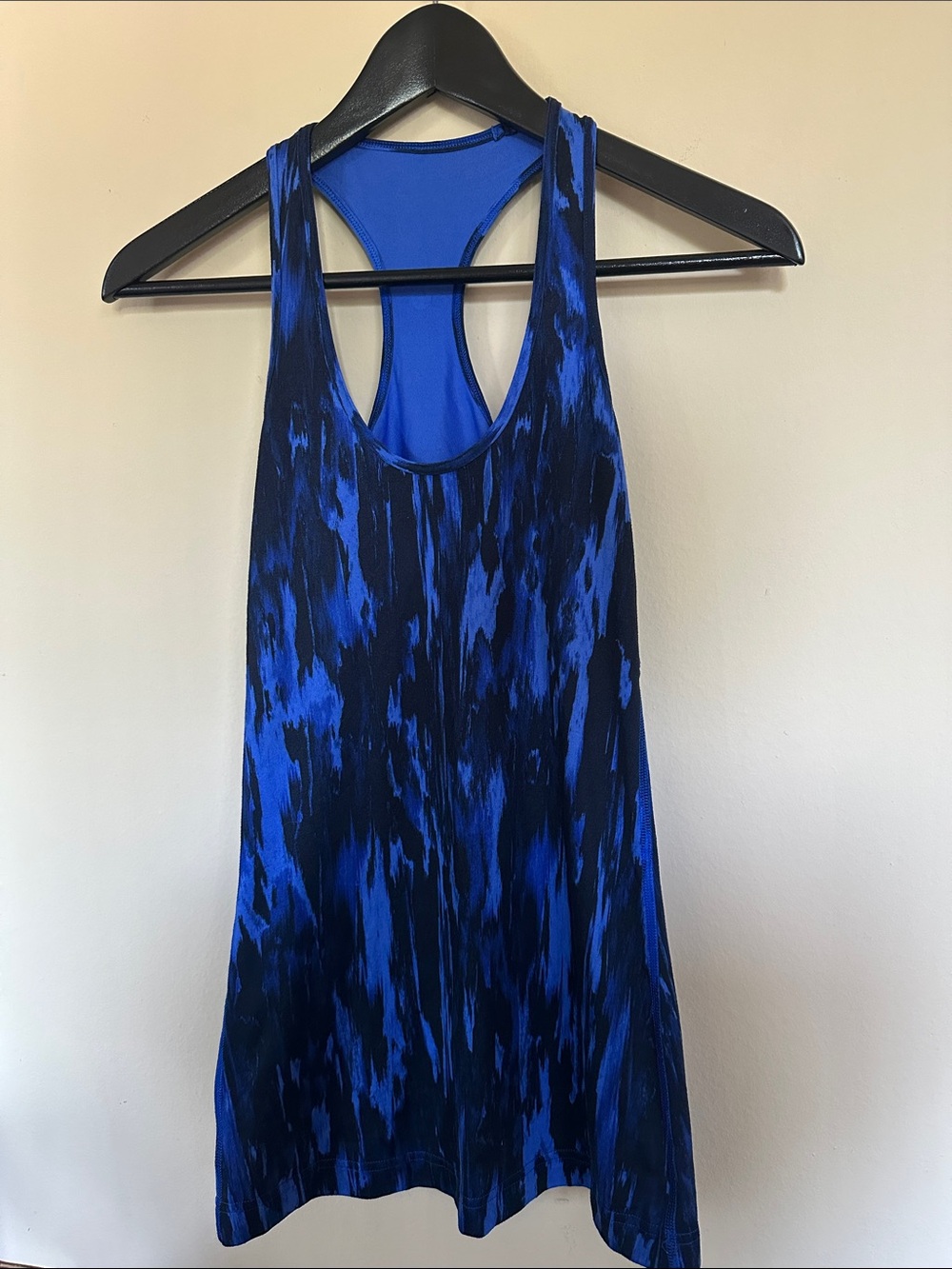 lululemon athletica Blue and Black Patterned Racerback Tank